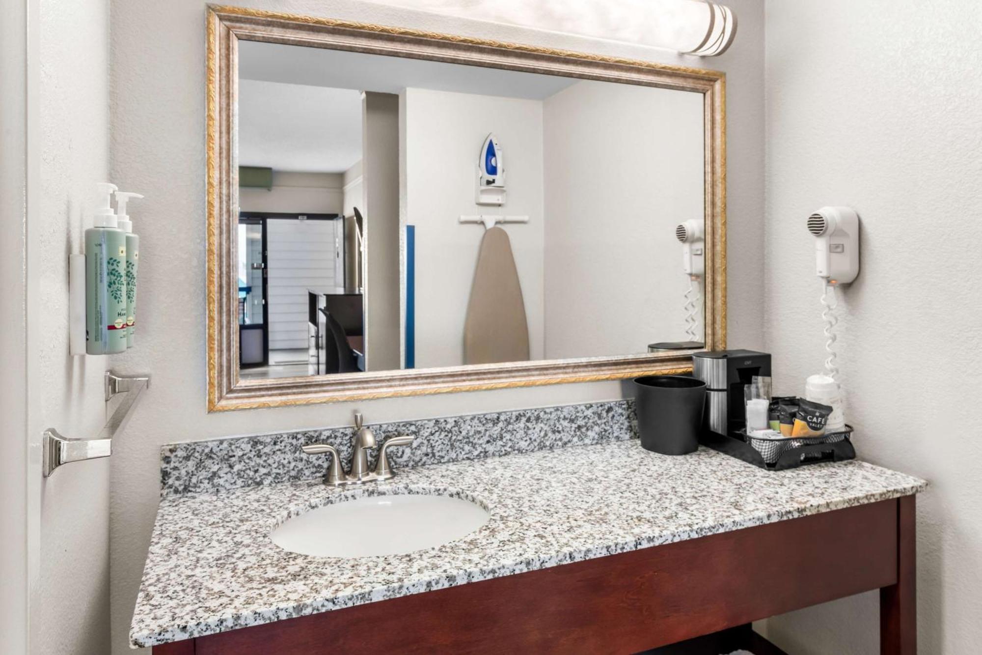 Grasonville Best Western Kent Narrows Inn מראה חיצוני תמונה